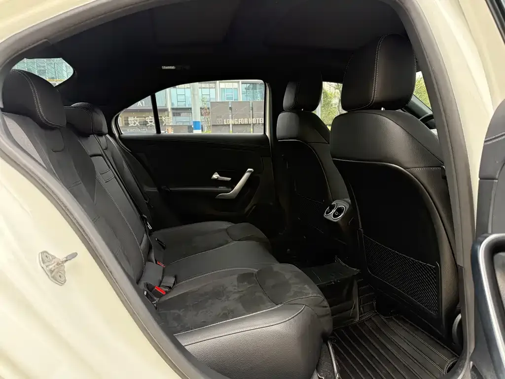 Mercedes-Benz A-Class 2021 из CN, фото 8