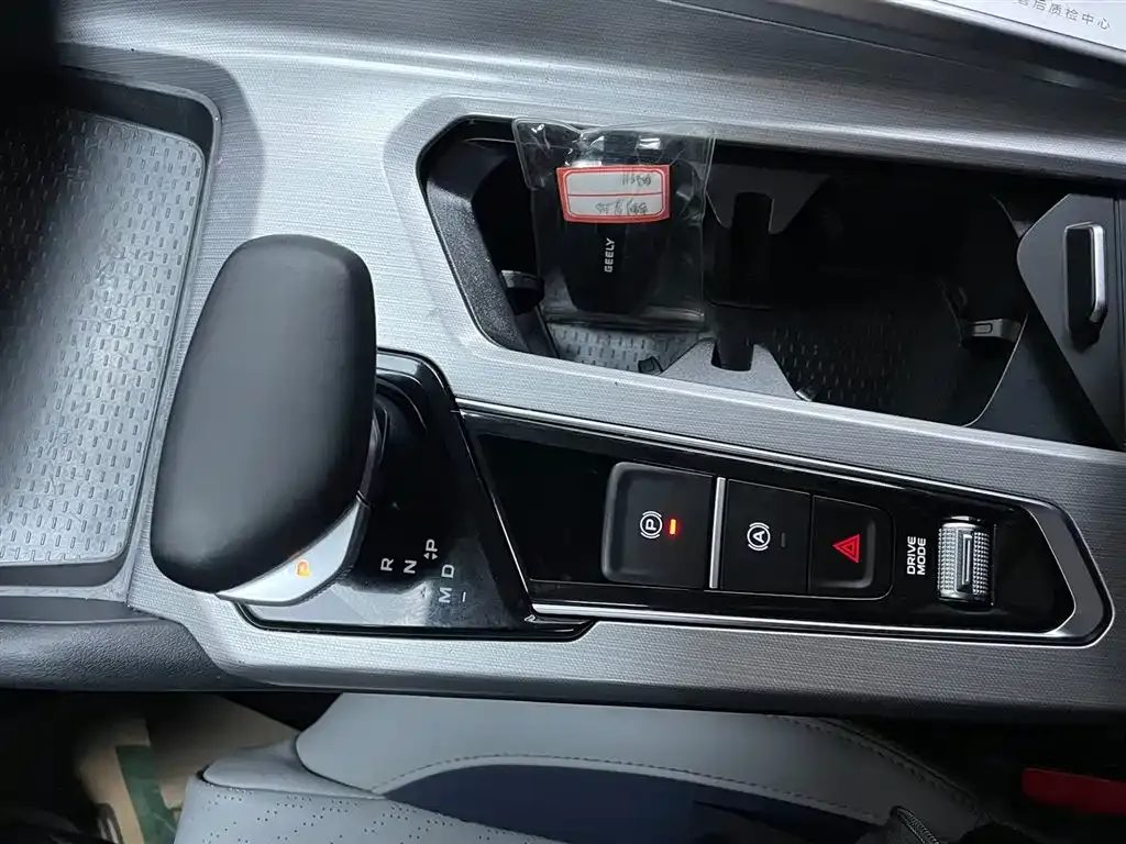 Geely Xingrui 2022 из CN, фото 10