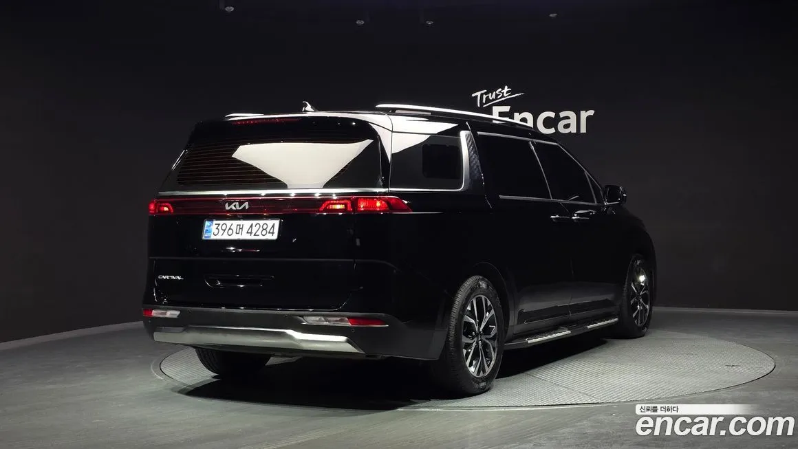Kia Carnival — фото 2