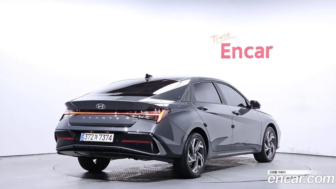 Hyundai AVANTE — фото 2