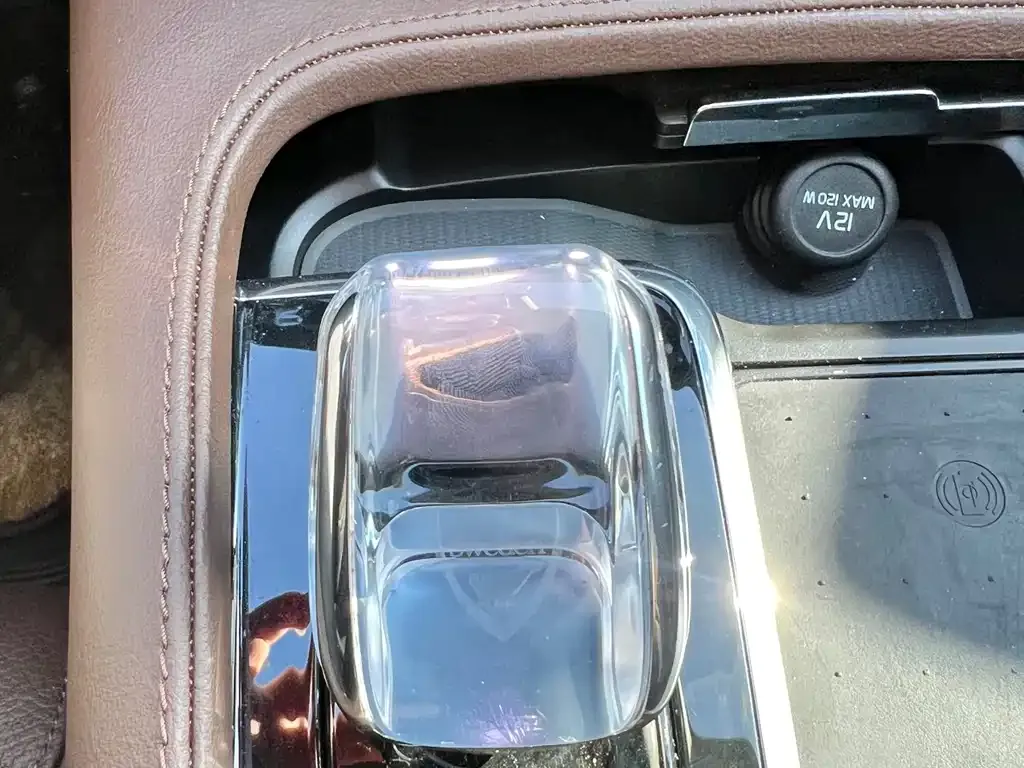 Volvo S90 — фото 10