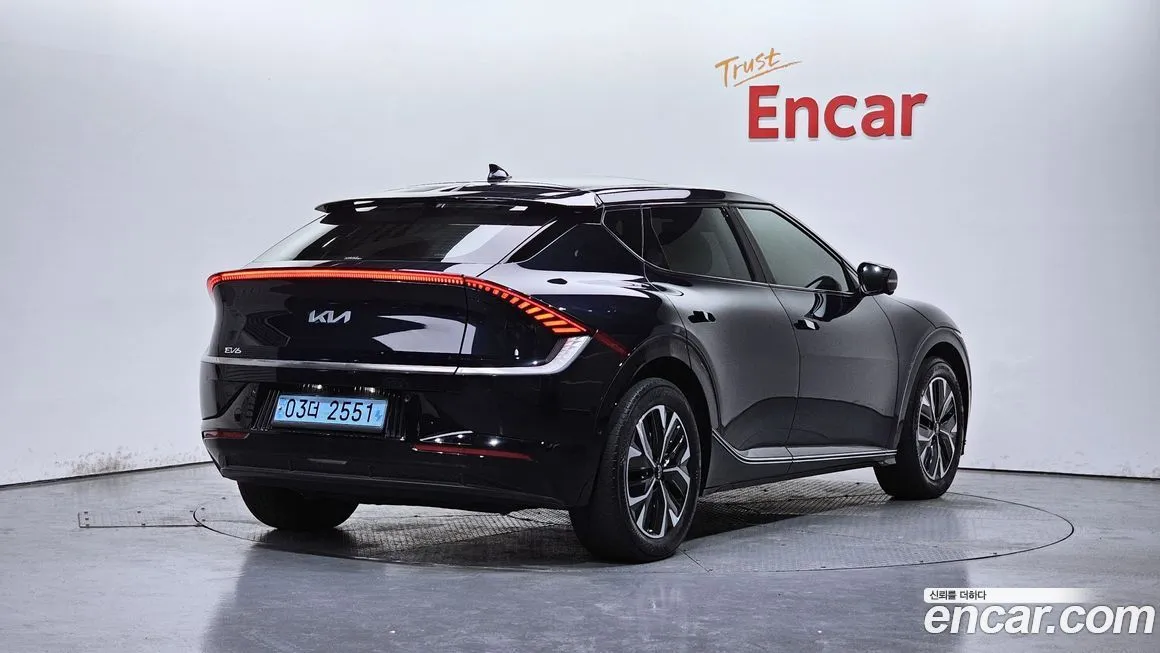 Kia EV6 — фото 2