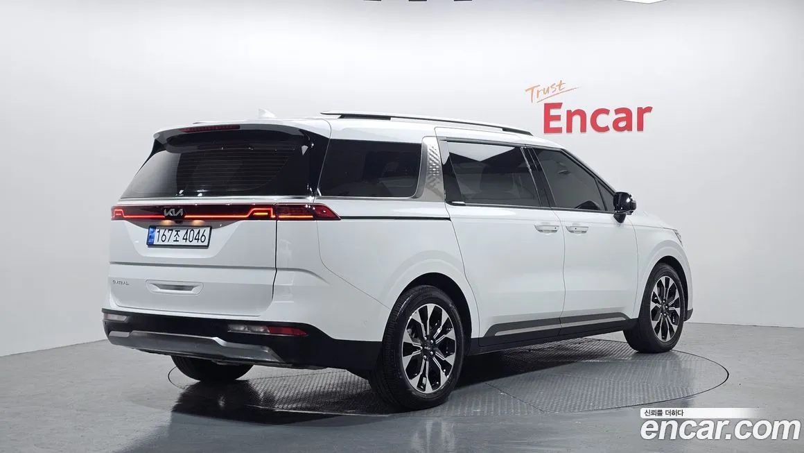 Kia Carnival 2023 из KR, фото 2