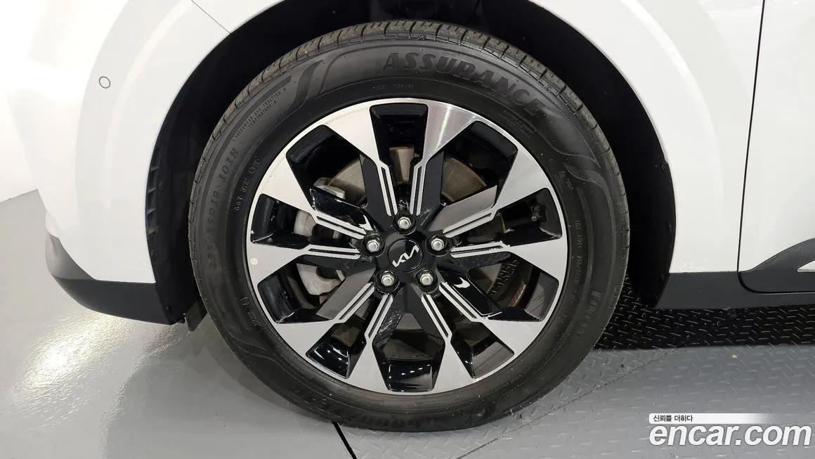 Kia Carnival 2023 из KR, фото 5
