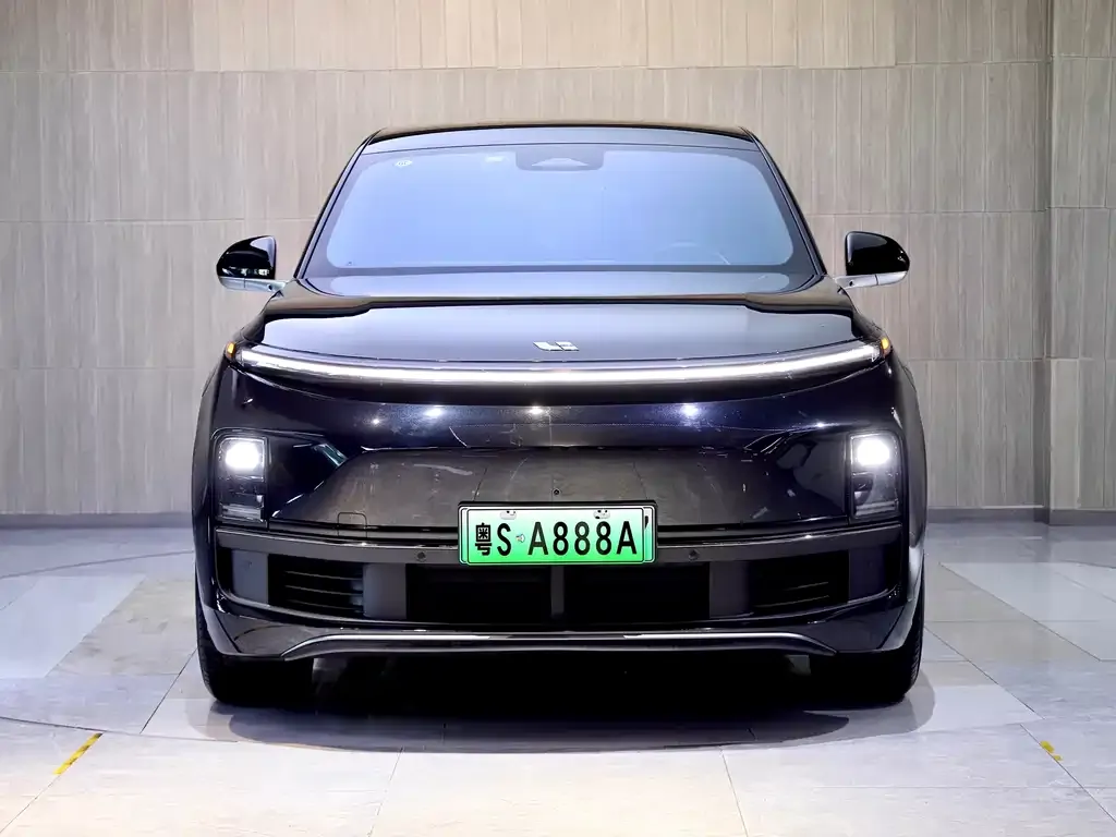 Li Auto L8 2024 из CN, фото 2
