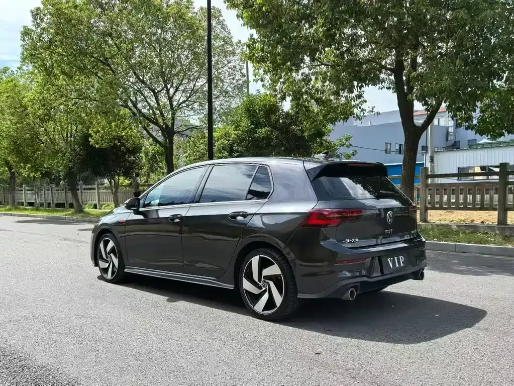 Volkswagen Golf GTI 2023 из CN, фото 8
