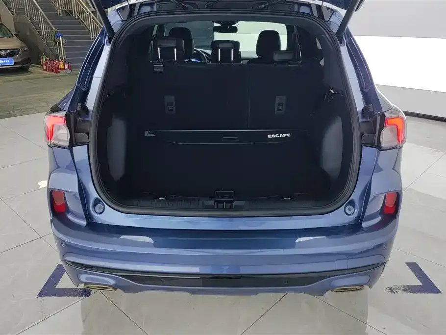 Ford Escape 2022 из CN, фото 4
