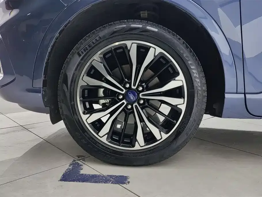 Ford Escape 2022 из CN, фото 6