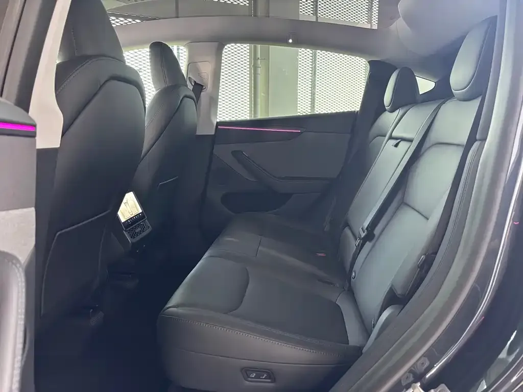Tesla Model Y 2025 из CN, фото 7