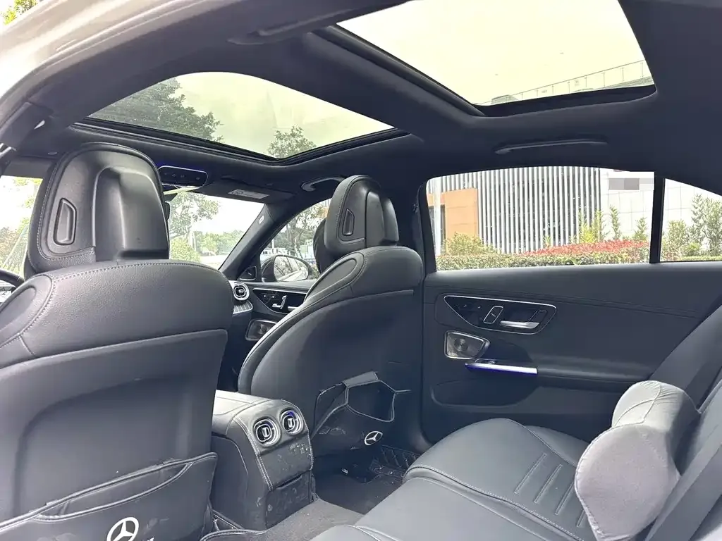 Mercedes-Benz C-Class 2023 из CN, фото 8
