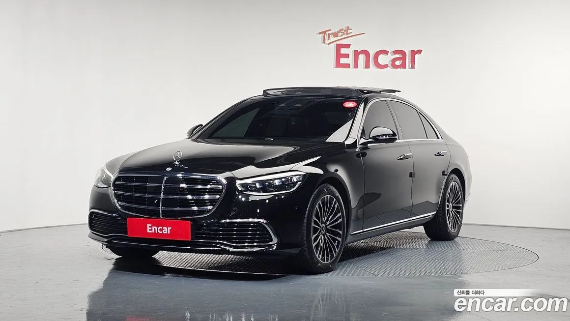Mercedes-Benz S-Class — фото 1