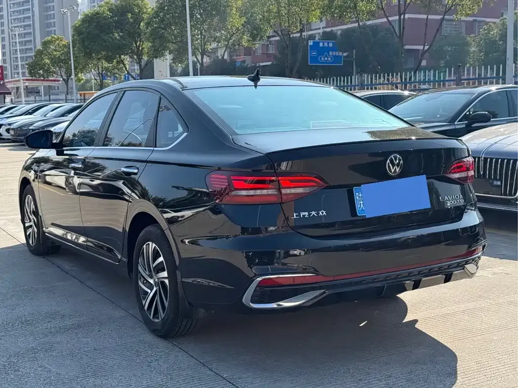 Volkswagen Lavida 2024 из CN, фото 5