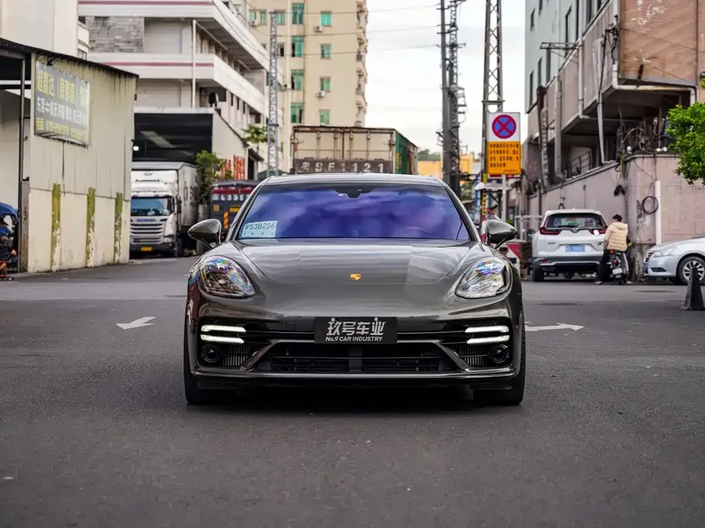 Porsche Panamera — фото 2