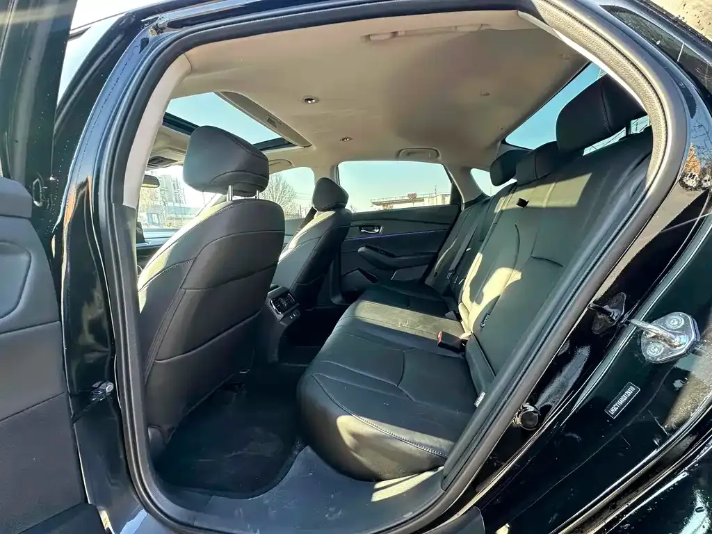 Honda Accord 2025 из CN, фото 5