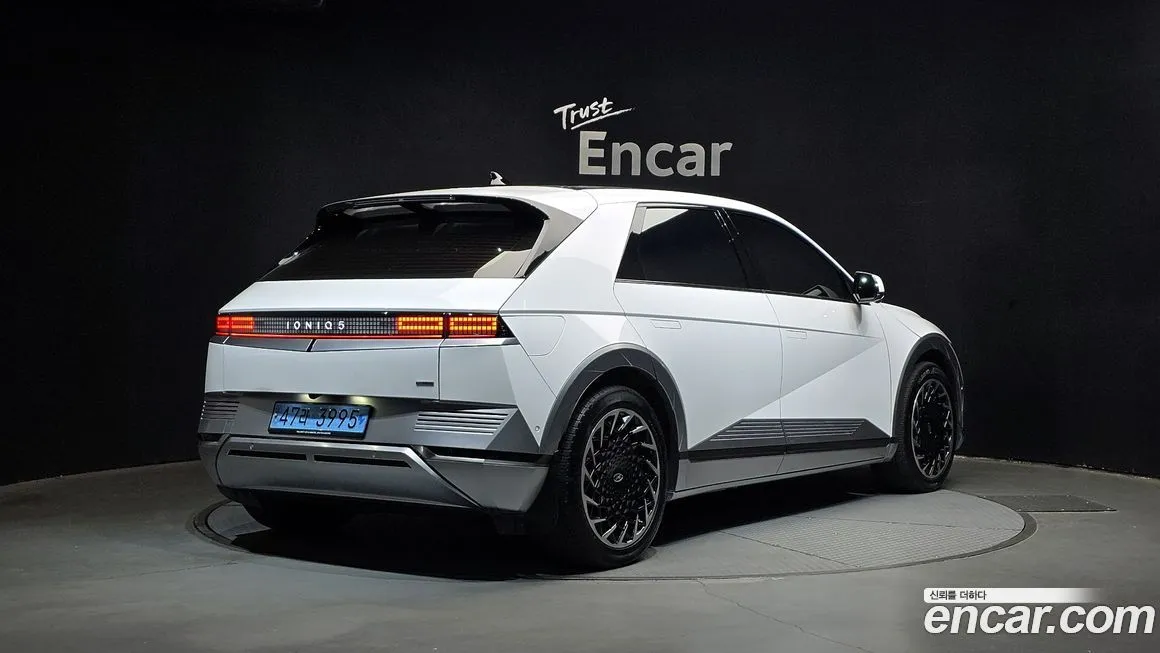 Hyundai Ioniq5 — фото 2