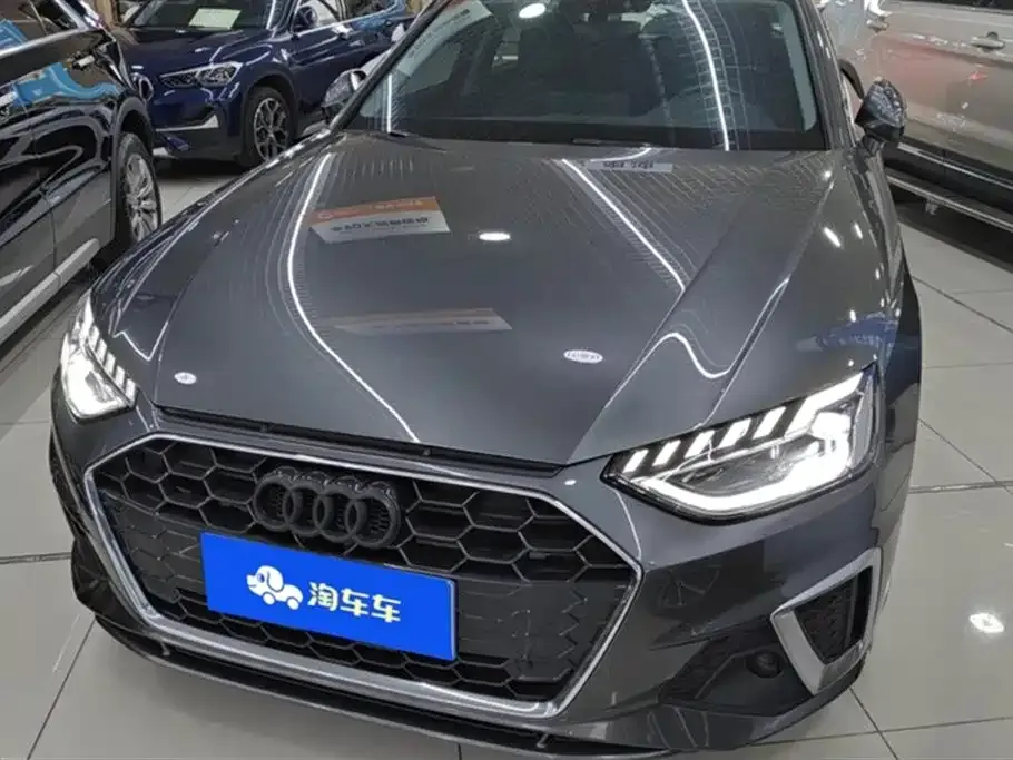 Audi A4L 2021 из CN, фото 1