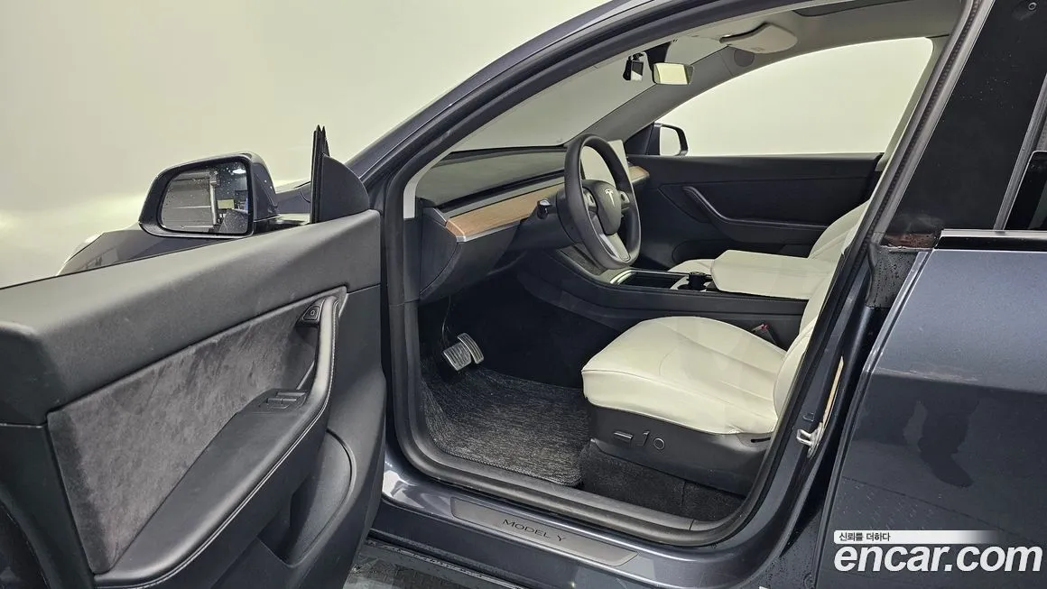 Tesla Model Y 2021 из KR, фото 10
