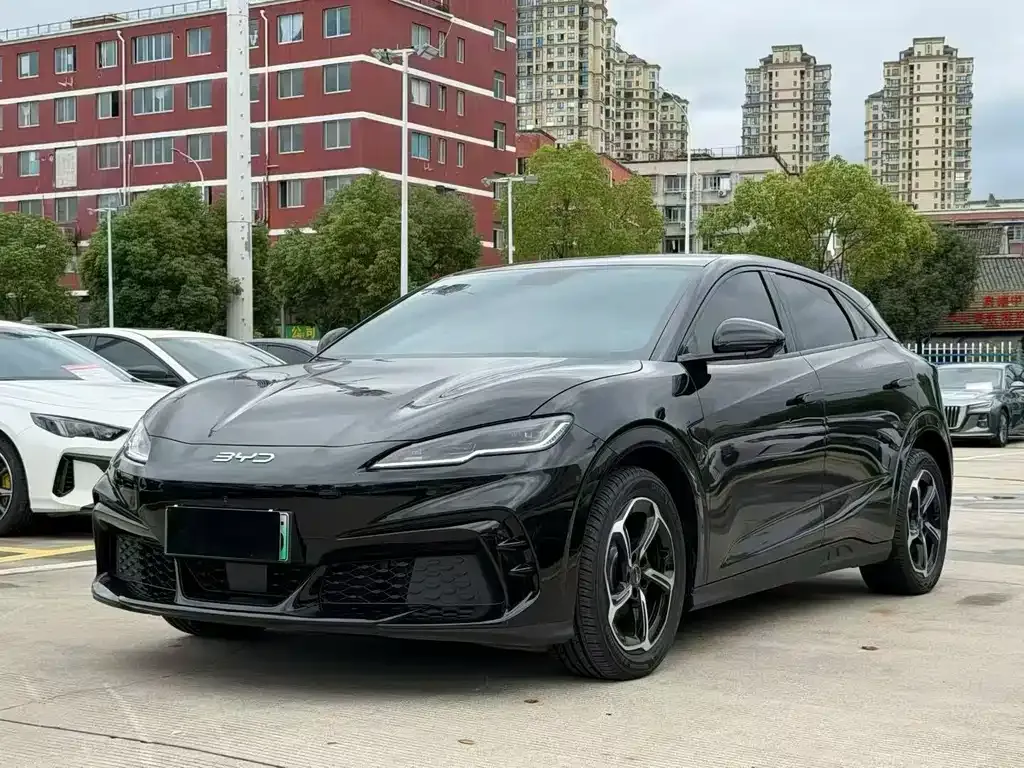 BYD Seal 06GT — фото 1