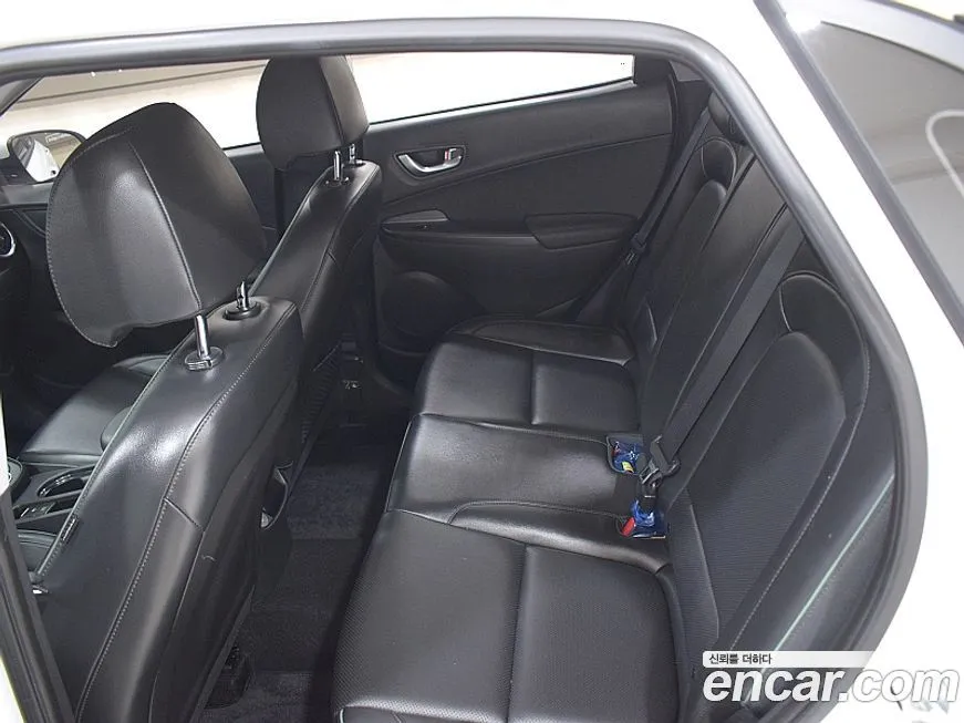 Hyundai Kona 2021 из KR, фото 6