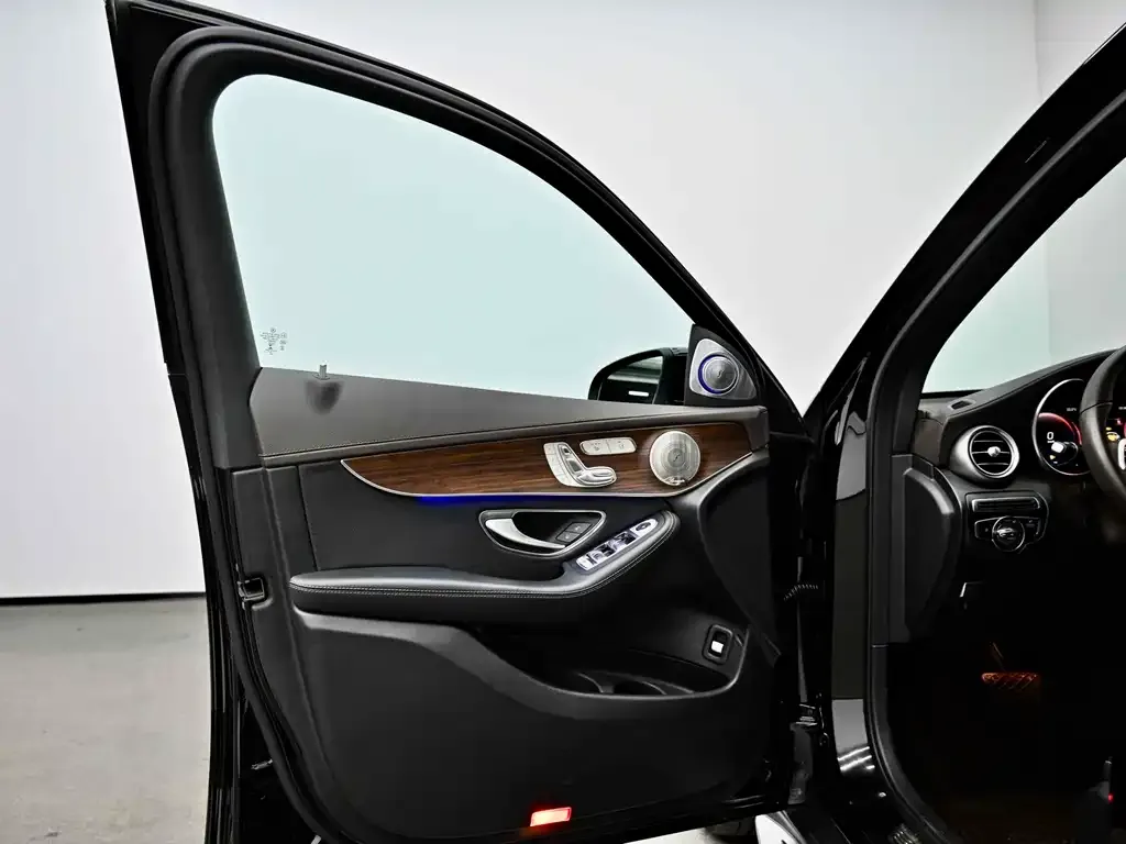 Mercedes-Benz GLC — фото 10