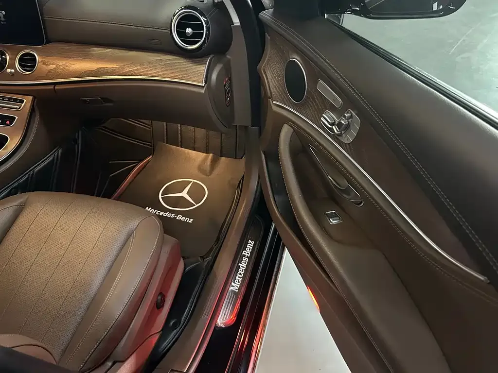 Mercedes-Benz E-Class 2022 из CN, фото 10