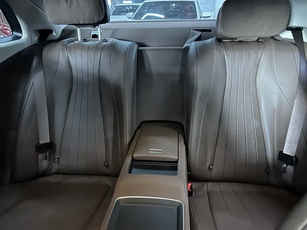 Mercedes-Benz E-Class 2022 из CN, фото 6