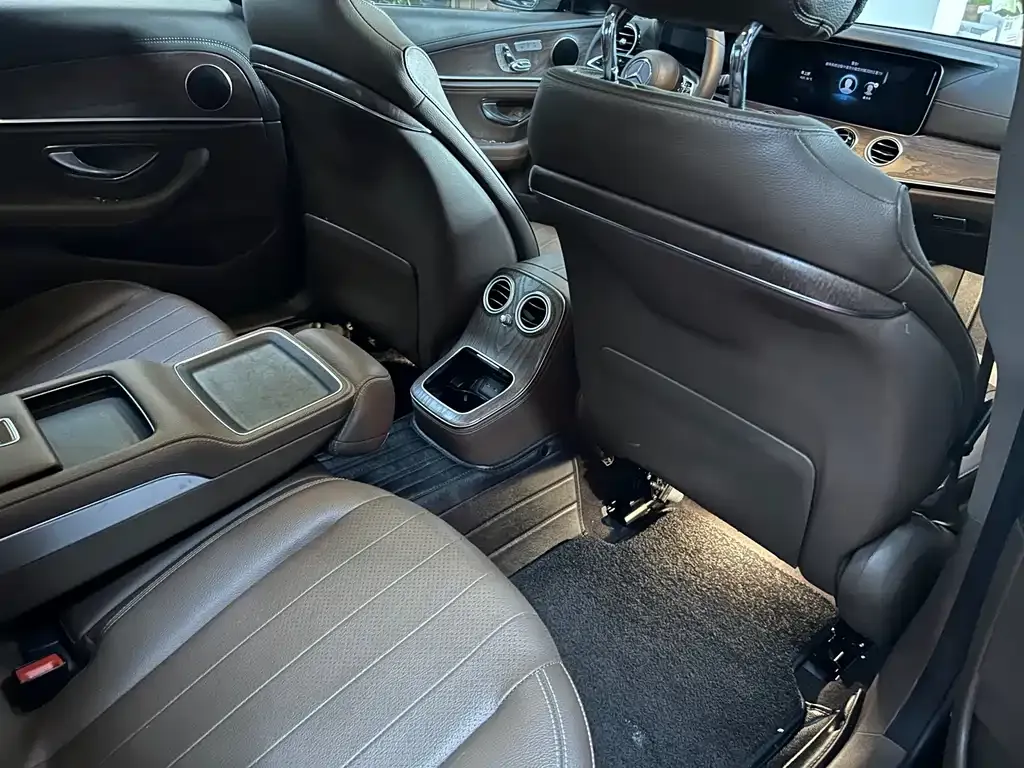 Mercedes-Benz E-Class 2022 из CN, фото 9