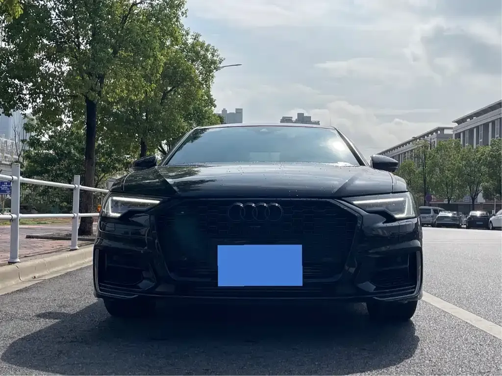 Audi A6L 2021 из CN, фото 2