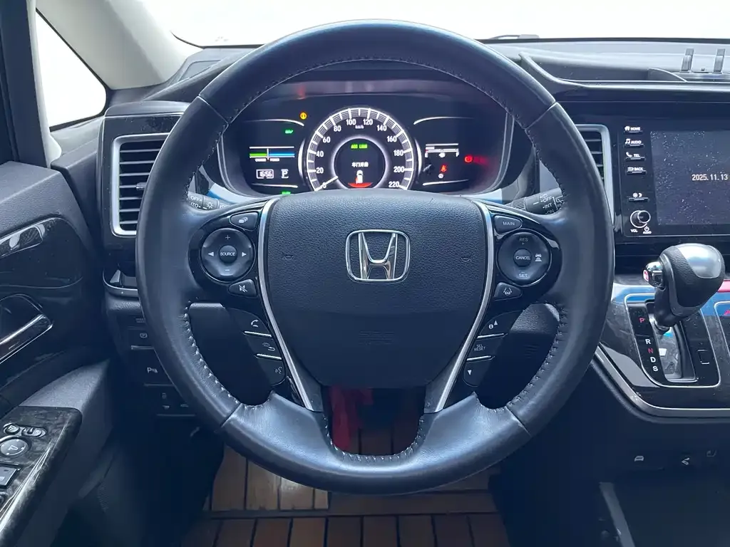 Honda Elysion 2021 из CN, фото 3