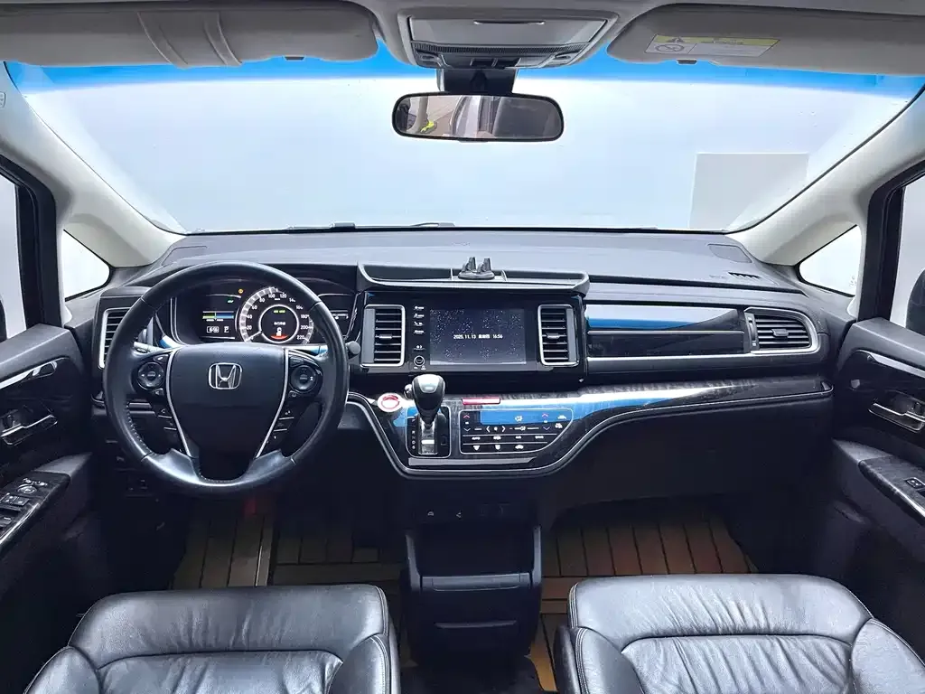 Honda Elysion 2021 из CN, фото 4