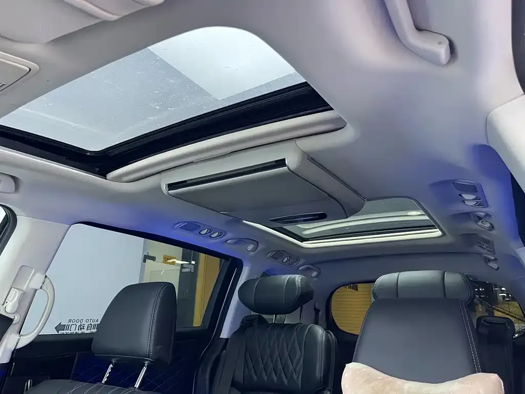Honda Elysion 2021 из CN, фото 7