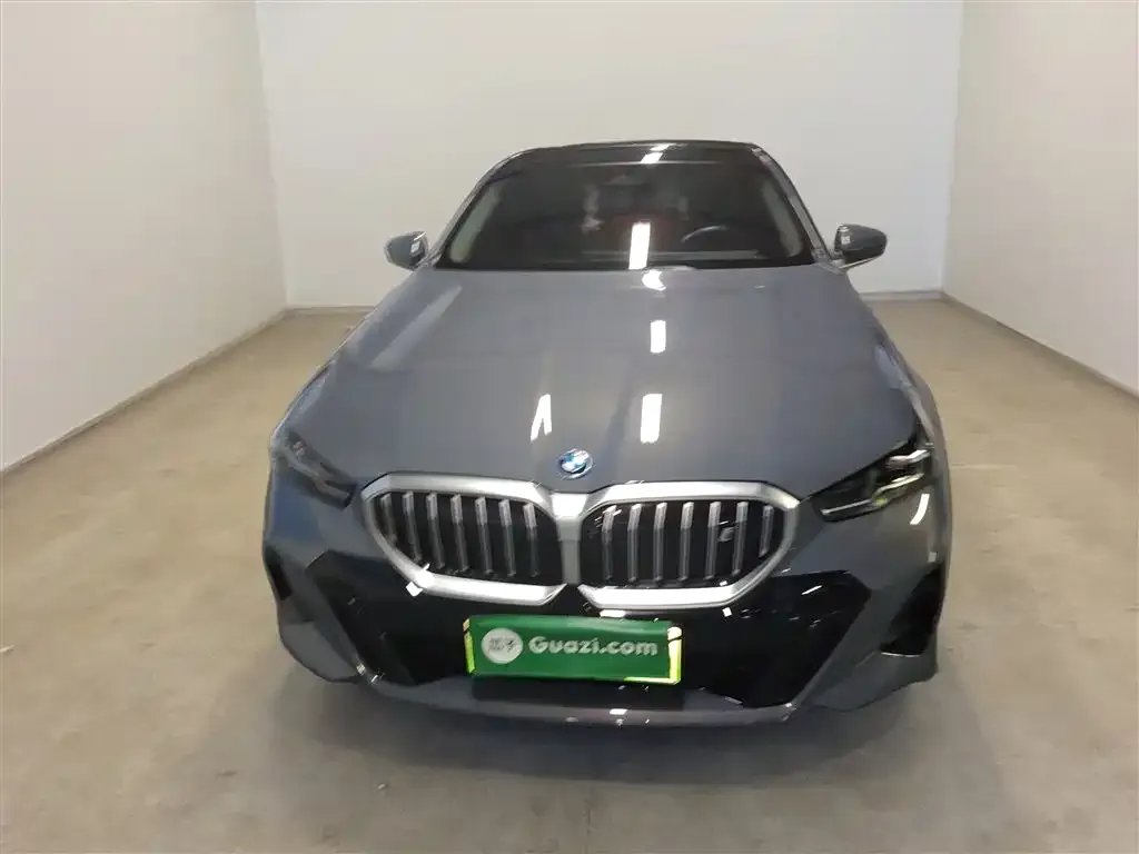 BMW i5 2024 из CN, фото 3