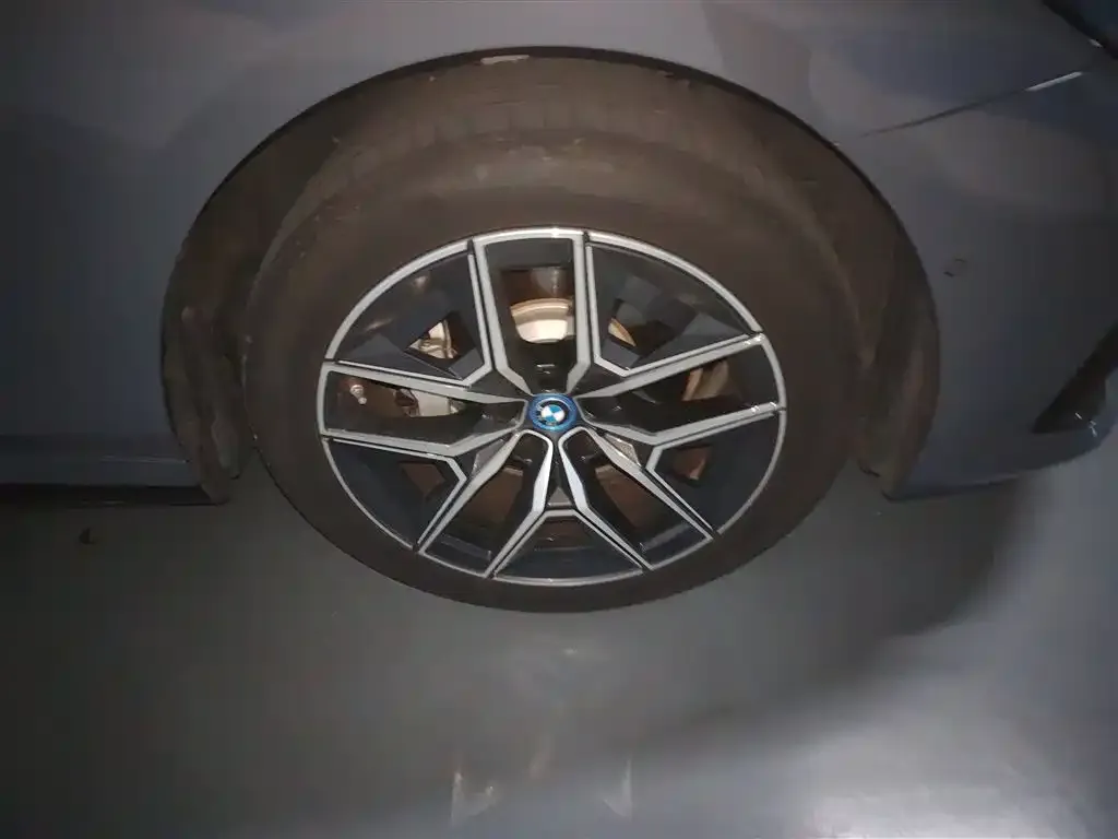 BMW i5 2024 из CN, фото 9