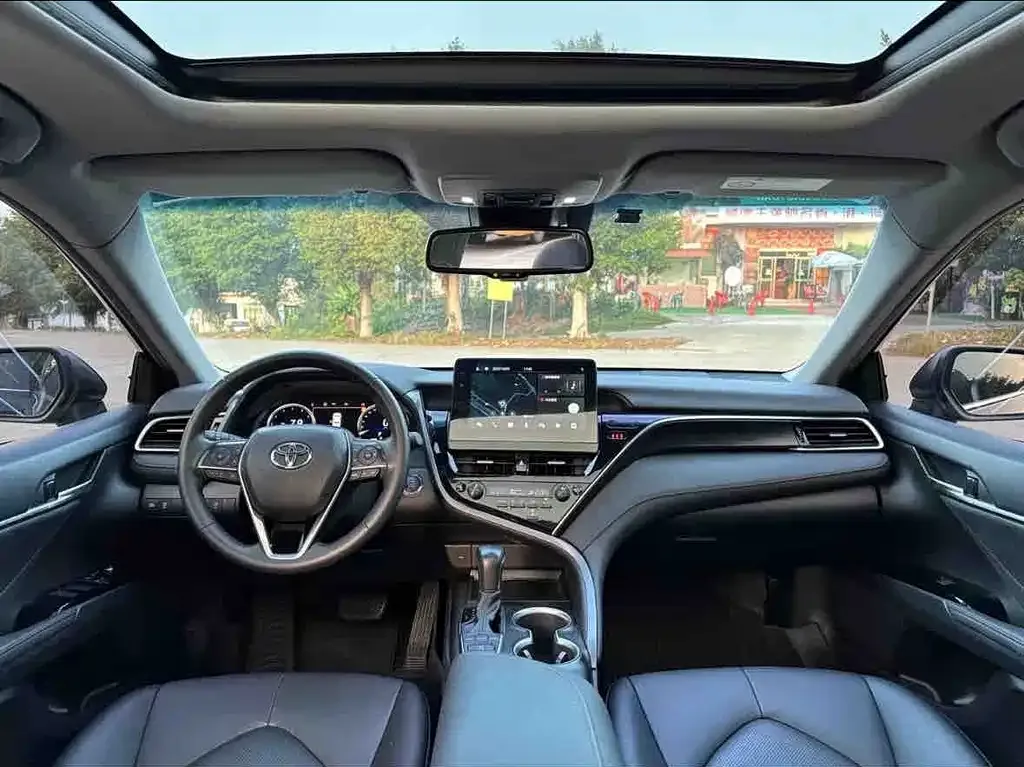 Toyota Camry 2021 из CN, фото 5