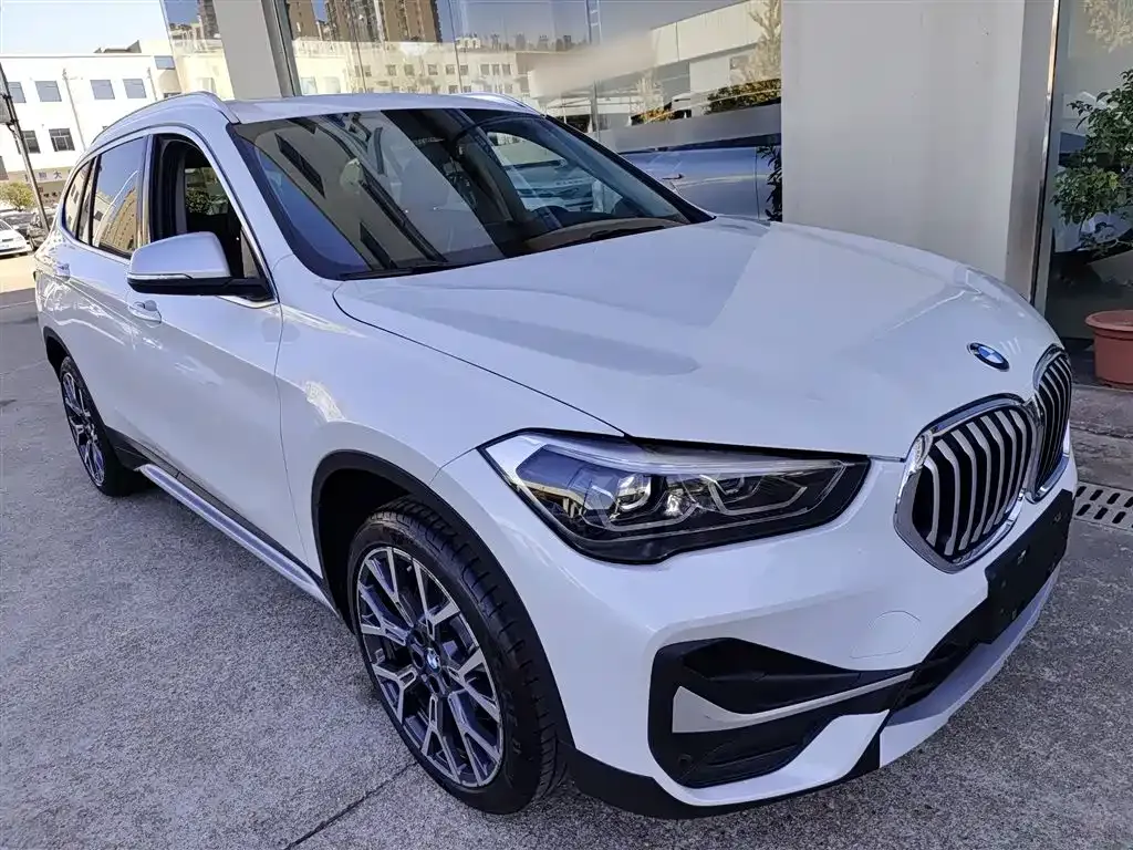BMW X1 — фото 4