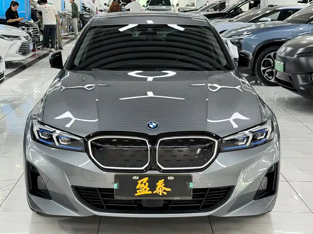 BMW i3 2023 из CN, фото 2