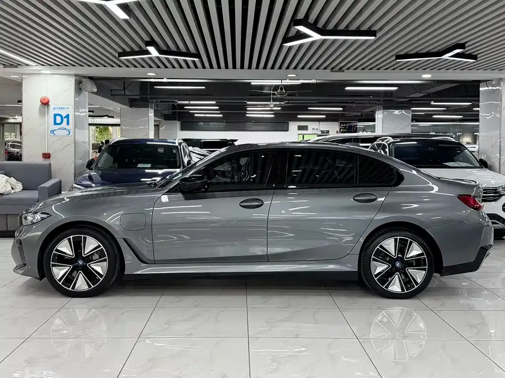 BMW i3 2023 из CN, фото 4