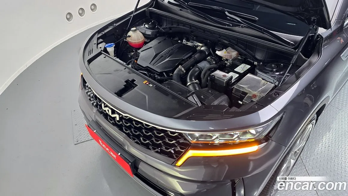Kia Sorento — фото 6
