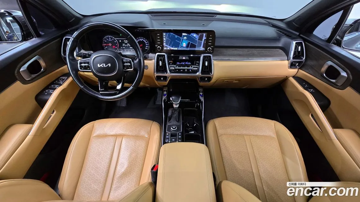 Kia Sorento — фото 7
