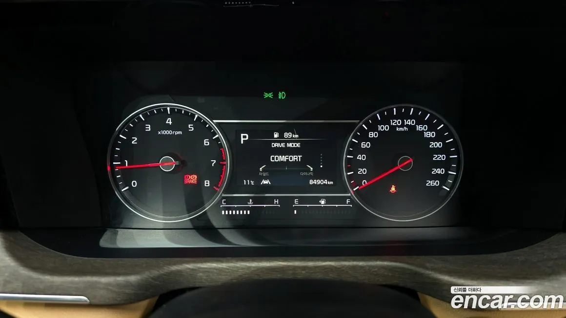 Kia Sorento — фото 8