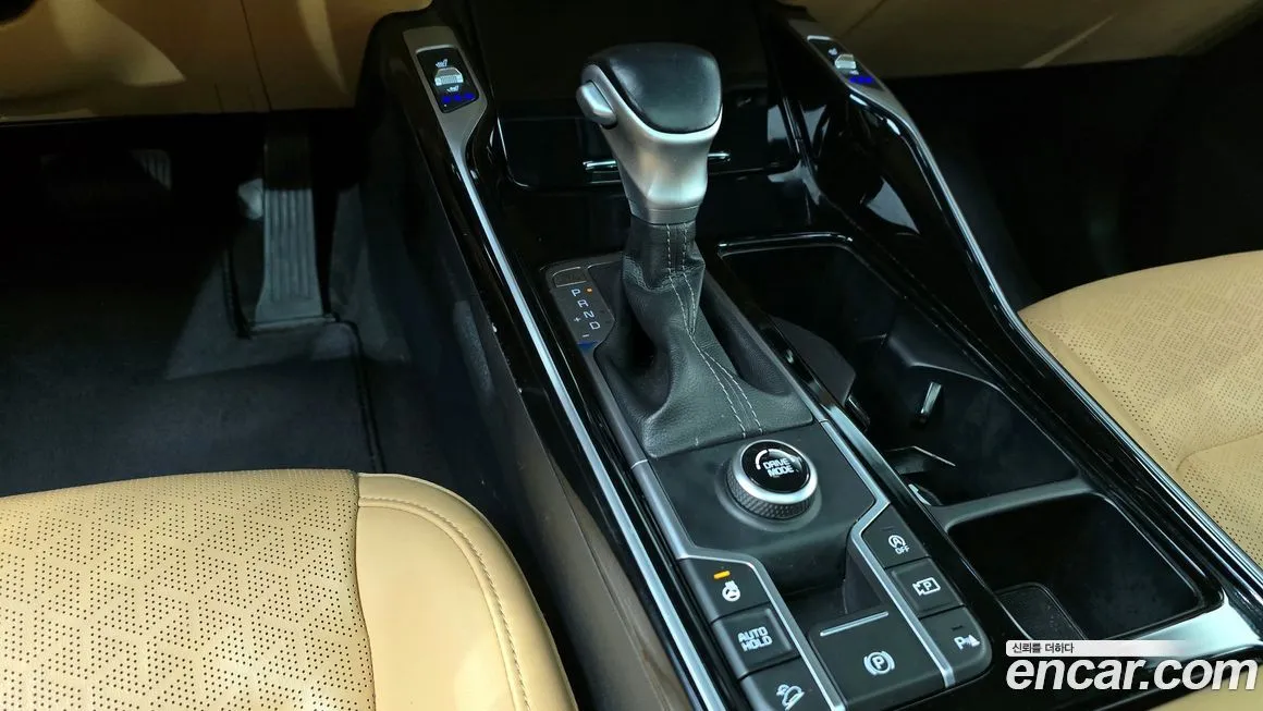 Kia Sorento — фото 9