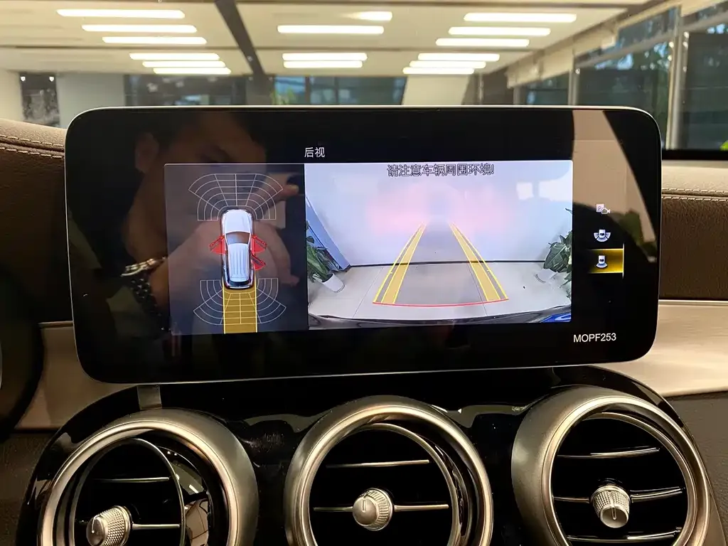 Mercedes-Benz GLC 2021 из CN, фото 9