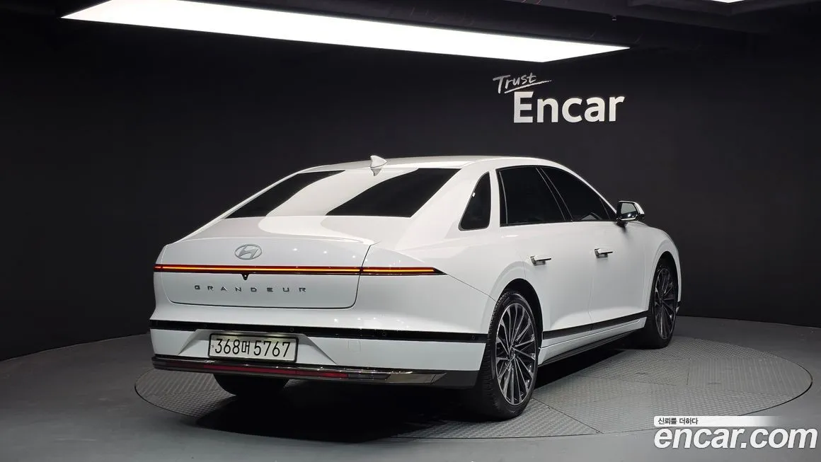 Hyundai Grandeur 2023 из KR, фото 2