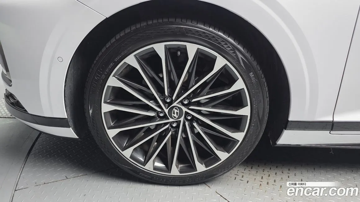 Hyundai Grandeur 2023 из KR, фото 5