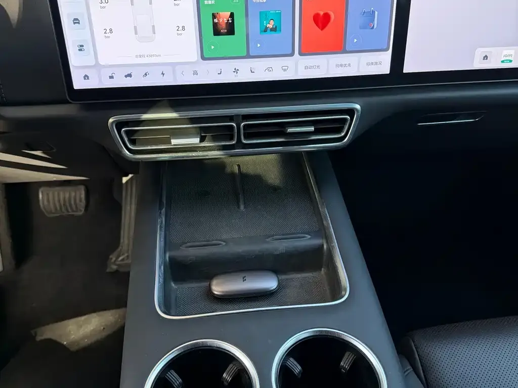 Li Auto Li L8 2023 из CN, фото 6