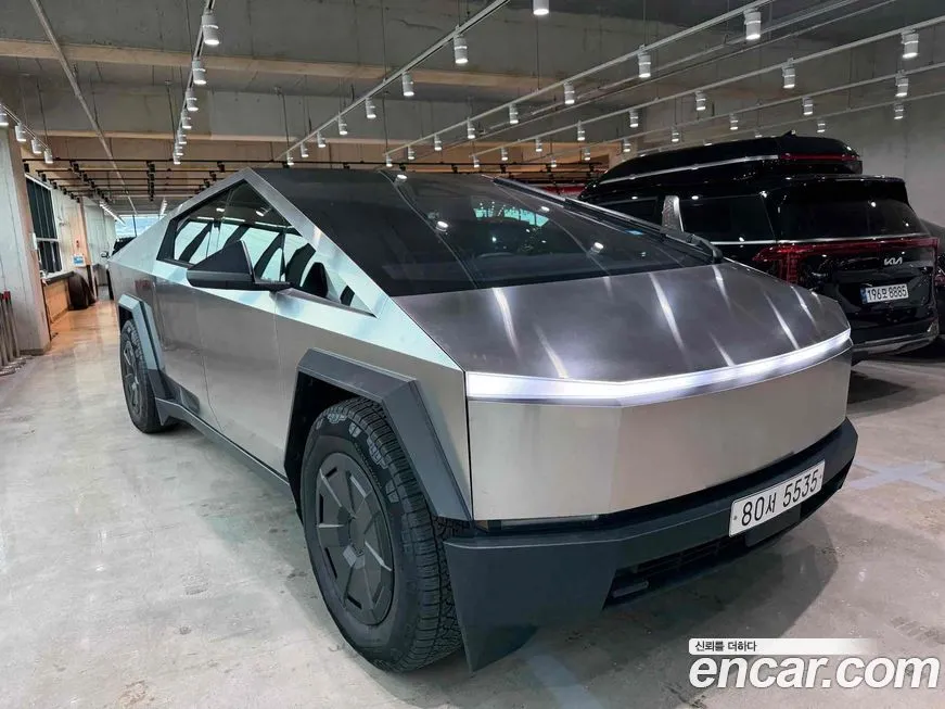 Tesla Cybertruck 2024 из KR, фото 3