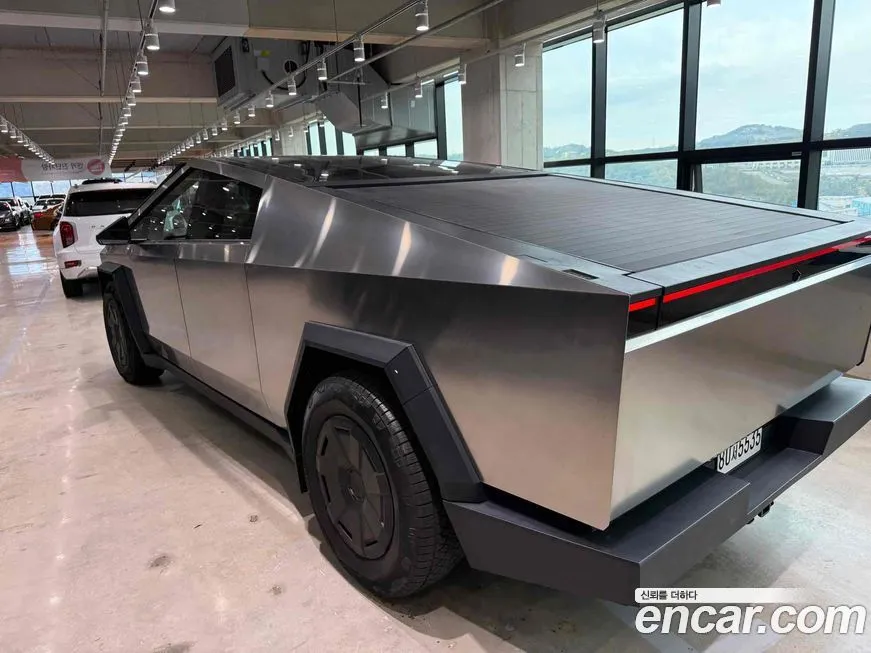 Tesla Cybertruck 2024 из KR, фото 6