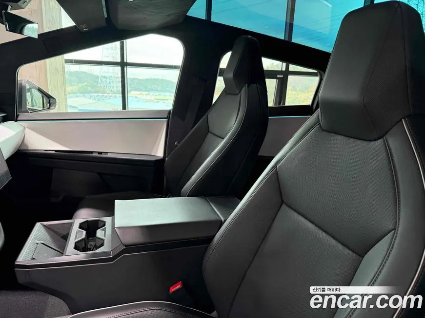 Tesla Cybertruck 2024 из KR, фото 9