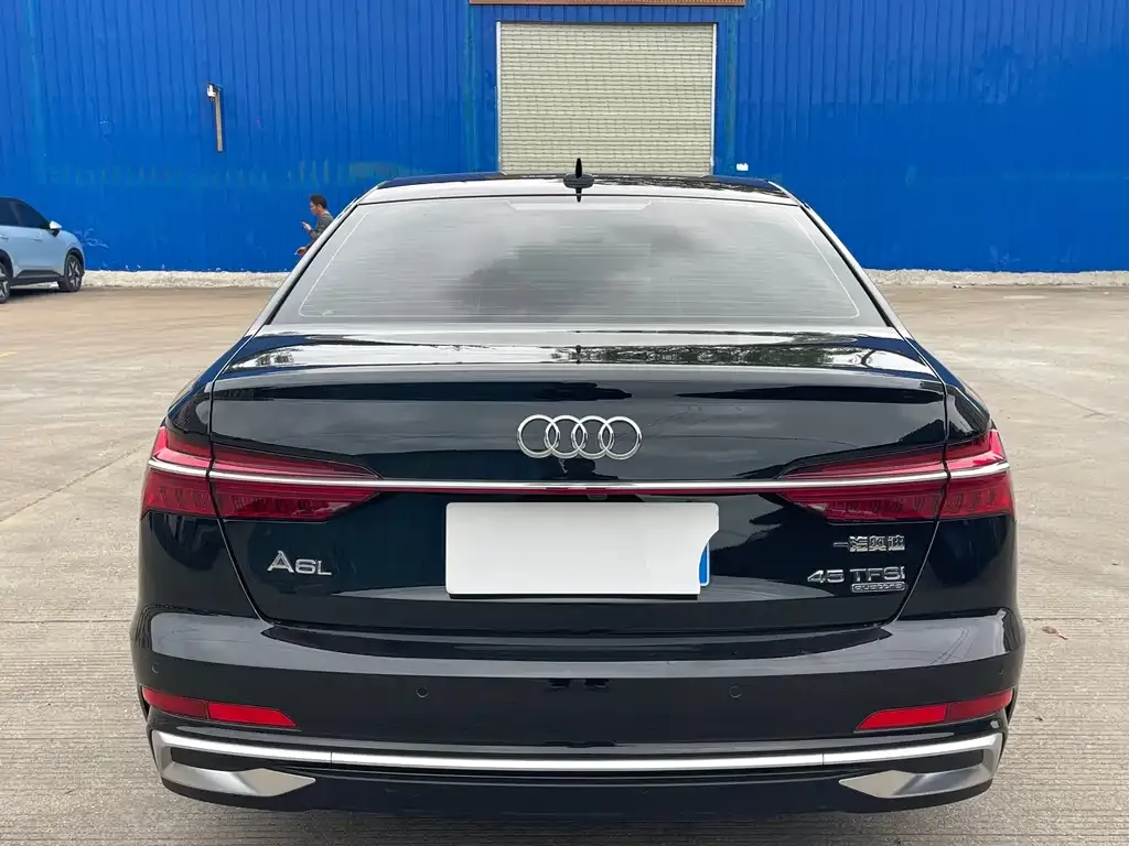 Audi A6L — фото 4
