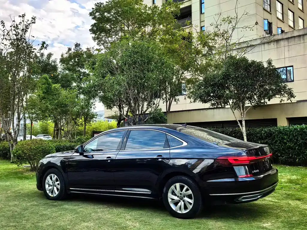 Volkswagen Passat 2022 из CN, фото 6